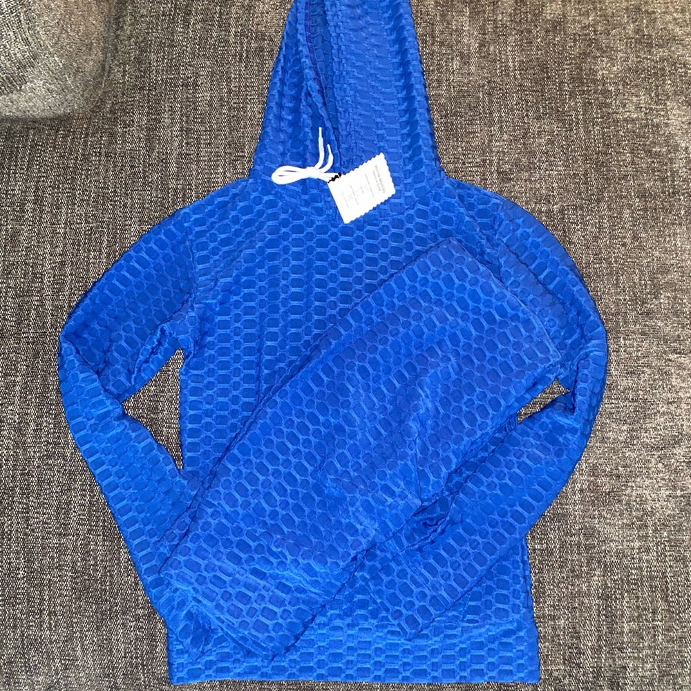 Brand new two piece set